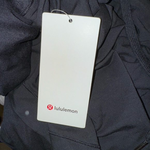 NWT LULULEMON COAST EASY Wrap jacket women’s size 10 - Picture 17 of 17